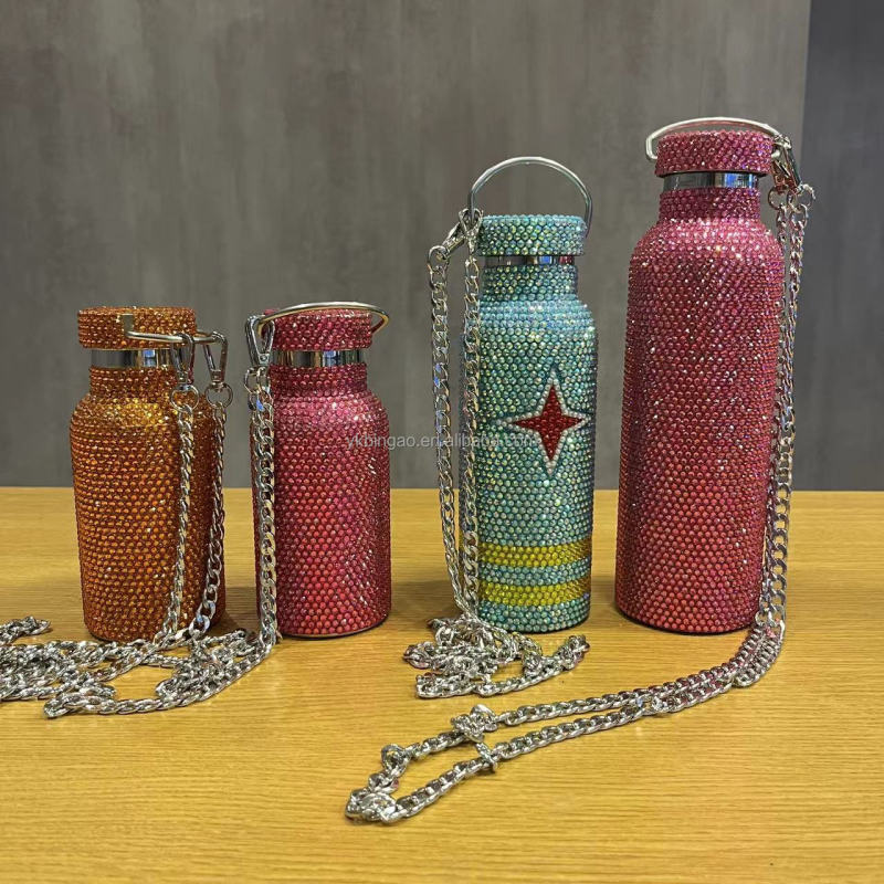 Wholesale Hot Selling 750ml Stainless Steel Water Bottle Diamond Vacuum Flask Fashion Bling Rhinestone Tumblers Cup With Lid