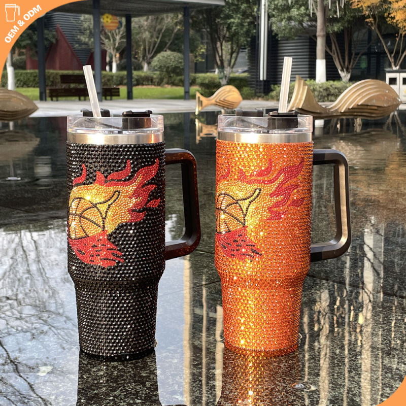 Wholesale New Basketball Pattern Rhinestone Rhinestone Mugs 40OZ Large Capacity Car Mugs Handle Mugs