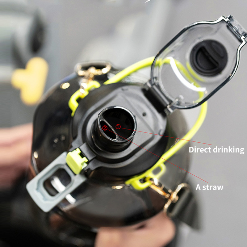 Portable Size Football Water Bottle Custom Logo Sports Workout Drink Shaker Bottle With Handle Transparent Water Bottle