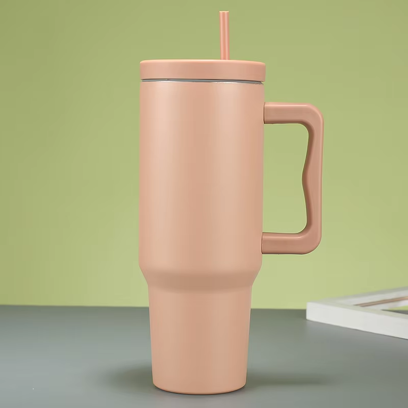 Customized  40oz Cup Trek Tumbler Stainless Steel Insulated Vacuum Sublimation Tumbler With Handle and Straw