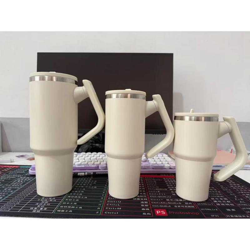 2025 New Stainless Steel Insulated Tumbler  30oz/20oz Rotating Handle Car Cup with Customizable Design