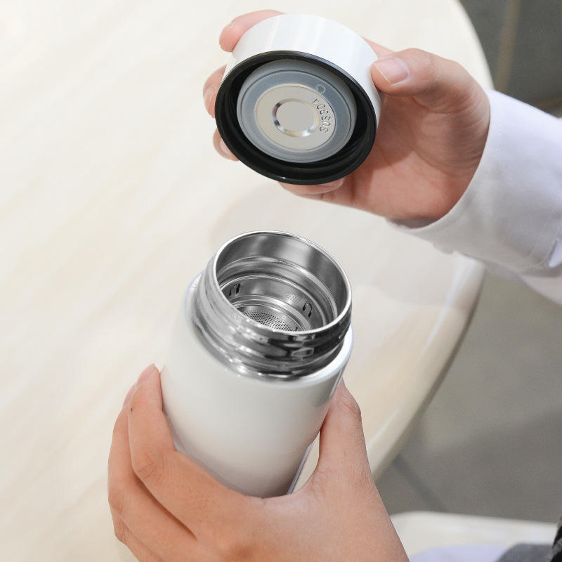 200ml High Quality 304 Stainless Steel Thermos Japanese Style Elegant Design Compact Portable