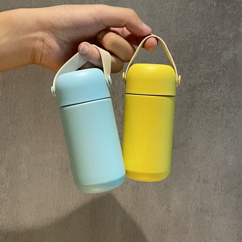 150ml Cute Stainless Steel Vacuum Travel Mug with Handle Ideal for Easy Carrying and Travel