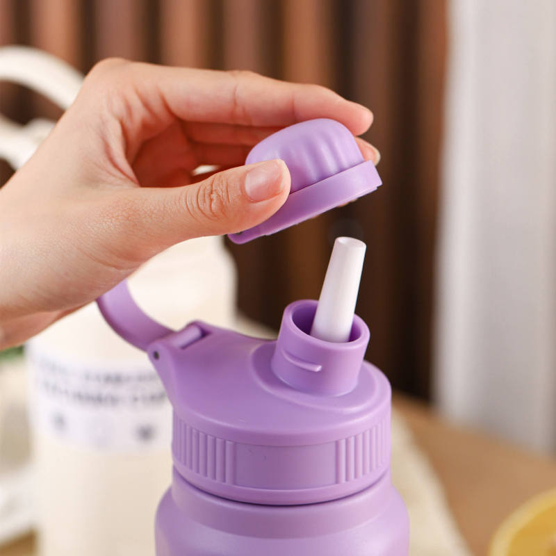 Large Capacity 840ml Vacuum Insulated Stainless Steel Water Bottle with Straw Portable Outdoor Back to School Student Design