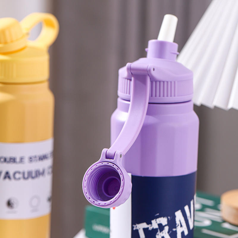 Large Capacity 840ml Vacuum Insulated Stainless Steel Water Bottle with Straw Portable Outdoor Back to School Student Design