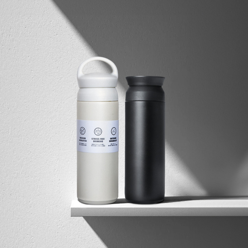 Portable Stainless Steel Sports Water Tumbler with Plastic Lid Vacuum Insulated Outdoor Cup for Back to School
