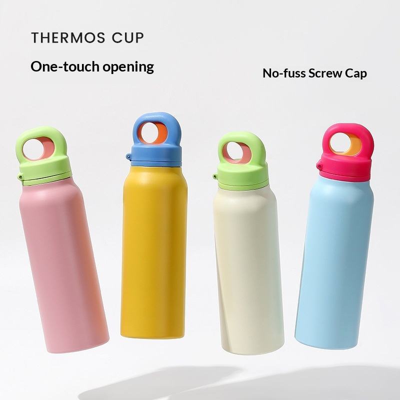 High Quality Large Capacity 750ml Stainless Steel Portable Vacuum Flask Modern Design for Sports and Outdoor Travel Use