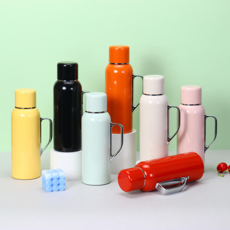 820ml Stainless Steel High Quality Insulated Thermos Modern Light weight Water for Camping Boiling Water