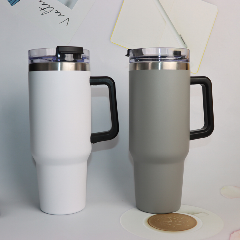 Wholesale 30oz Stainless Steel Double Wall Insulated Vacuum Coffee Mugs 900ml Car Tumblers Cups with Handle and Lid