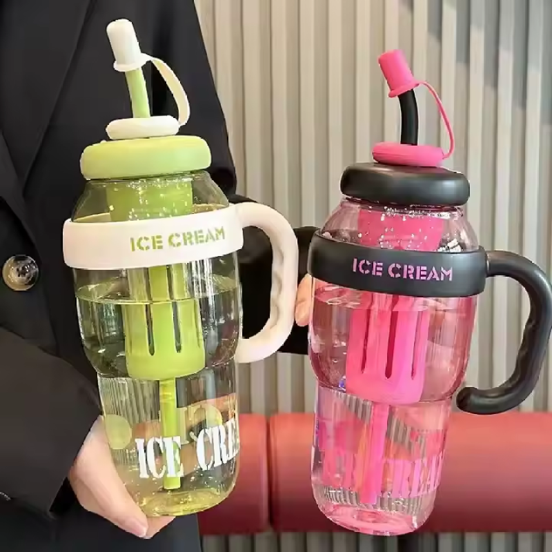 Large Capacity 1300ml Large Capacity Milk Tea Cups High Quality Summer Use Plastic Water Bottles with Handles and Straw Caps