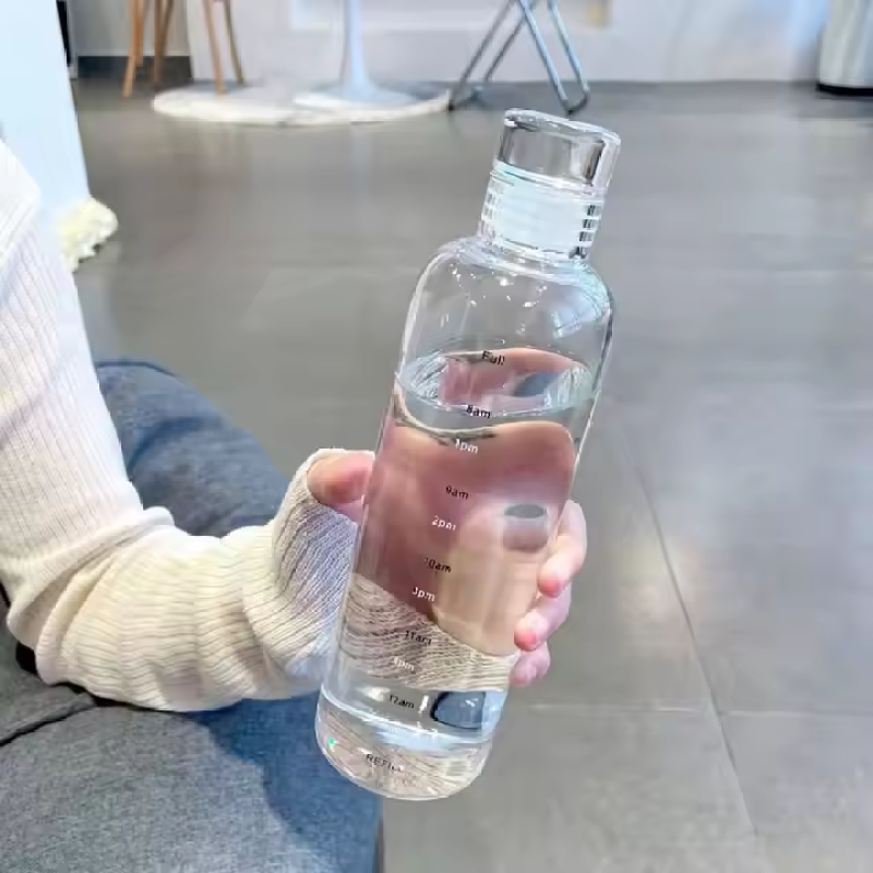 Minimalist Men's and Women's Transparent Plastic Cup 500ML 750ML Reusable Juice Water Bottle Gym Water Cup with Time Markers
