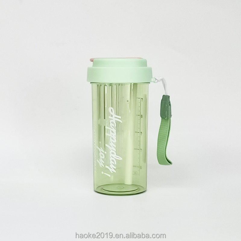 New Design Popular 600ml Custom logo Plastic Bottle Cute Large Capacity Big Belly Cup with Straw and Tea Filter