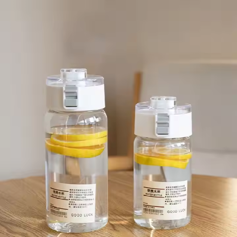 Simple Portable Cute Style Girls Cup Plastic Cup 550ml Water Bottle with Lid and Tea Filter