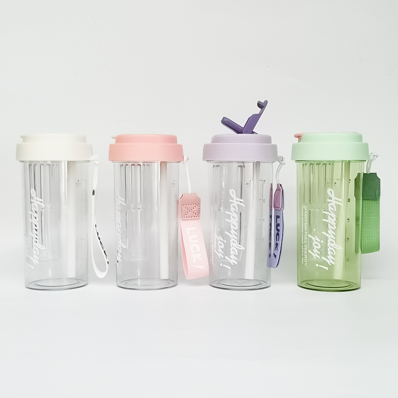 Summer 600ml Bpa-free Juice Drinking Portable Plastic Water Bottle Flower Tea Water Bottle with Strainer