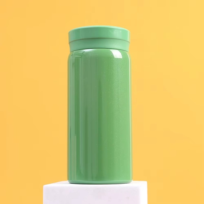 Factory Direct Outdoor Portable Small Capacity Double Wall Stainless Steel Vacuum Bottle Suitable for Adults and Students
