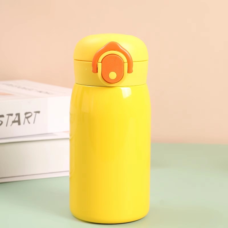 Wholesale Price Insulated Cup Stainless Steel Children's Water Bottle Portable Large Capacity Cute Water Cup