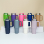 Wholesale Large Capacity 40oz Insulated Tumbler Stainless Steel Drinking Cups With Handle and Straw Keeps Drinks Cold and Hot