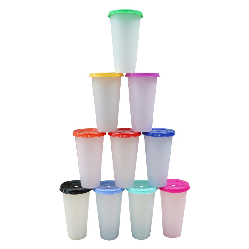 Wholesale Bulk Reusable Tumblers Plastic Juice Bottles Cup Cold Water Color Changing Water Bottle Plastic Tumbler With Cover