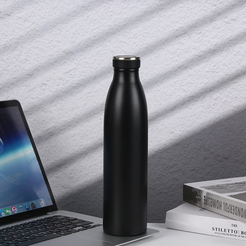 750ML Stainless Steel Water Bottle Vacuum Flask Outdoor Thermal Mug Cold and Hot Insulated Cup