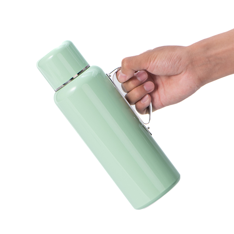 Wholesale Customized Logo Eco-Friendly Travel Stainless Steel Water Bottle with Camping Wholesale Customized Logo