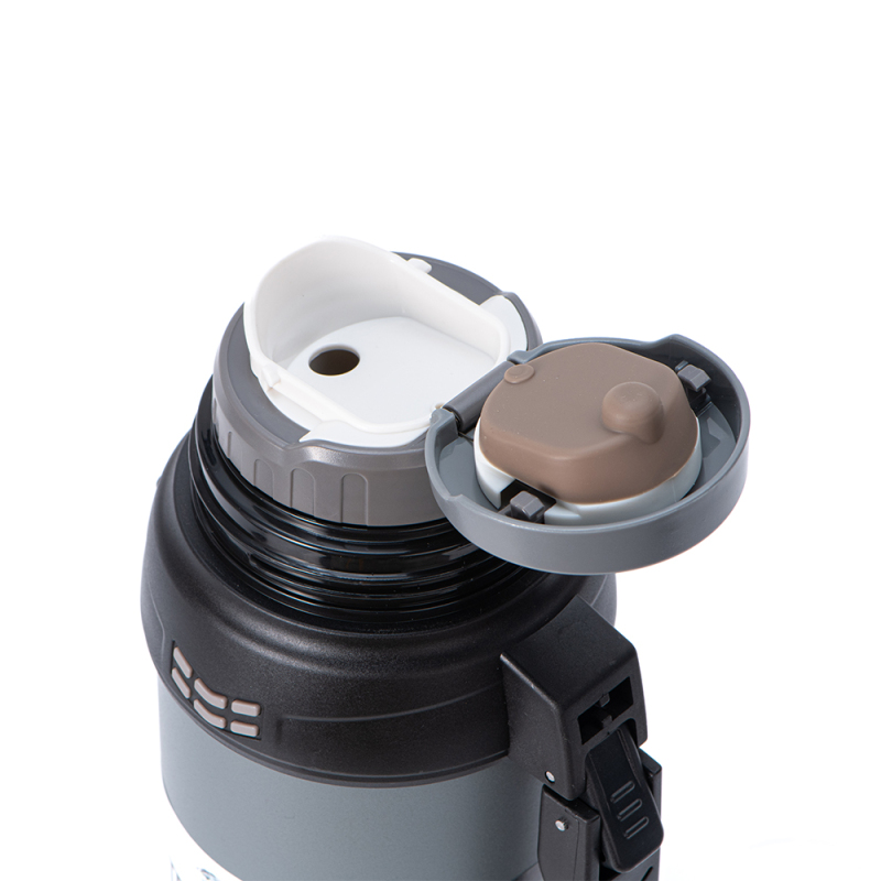 Wholesale Leakproof Lids 304 Stainless Steel Vacuum-Insulated Water Bottle Customizable Logo Travel Coffee Thermos New Feature