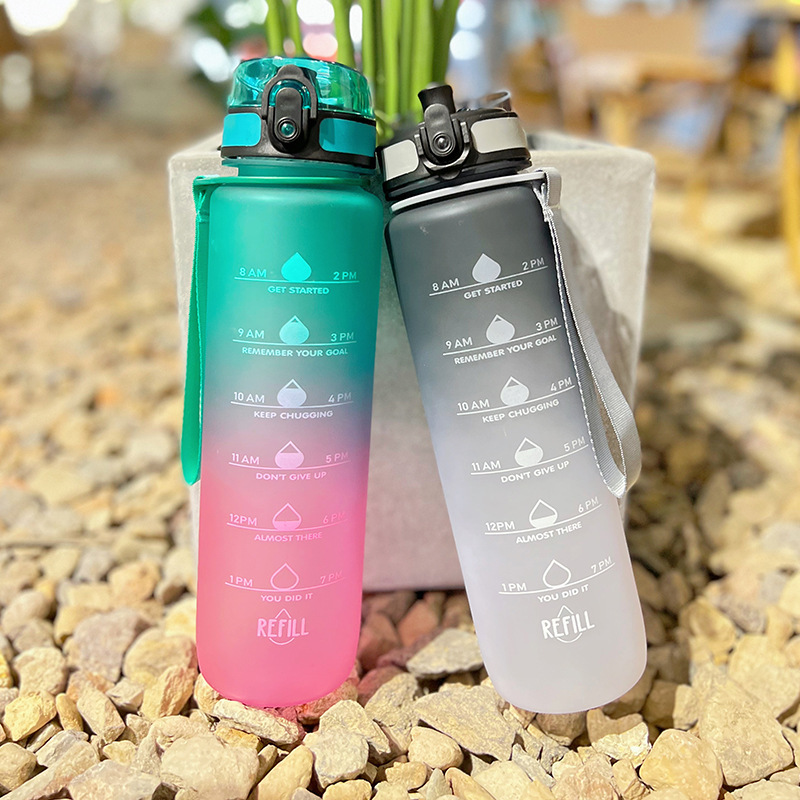 Promotional 1000ml Gradient Color Time Marker Plastic Water Bottle Cup for Children Cup Cute Strap Bottles