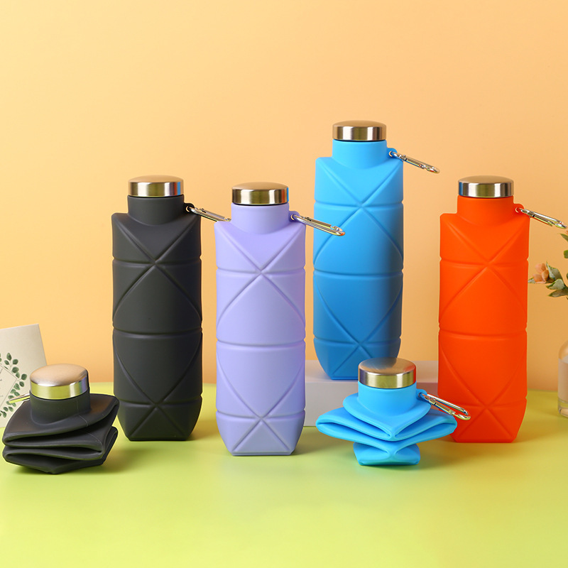 Factory Wholesale Customized Silicone Foldable BPA Free Sports Water Bottle Outdoor Travel Water Bottle with Portable Telescopic