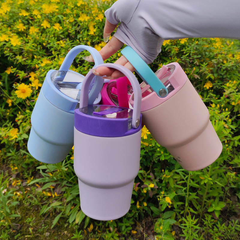 Kids 14 oz 100% Leakproof Tumbler With Carry Handle BPA-Free Kid-Friendly Design Durable & Dishwasher Safe Water Bottle