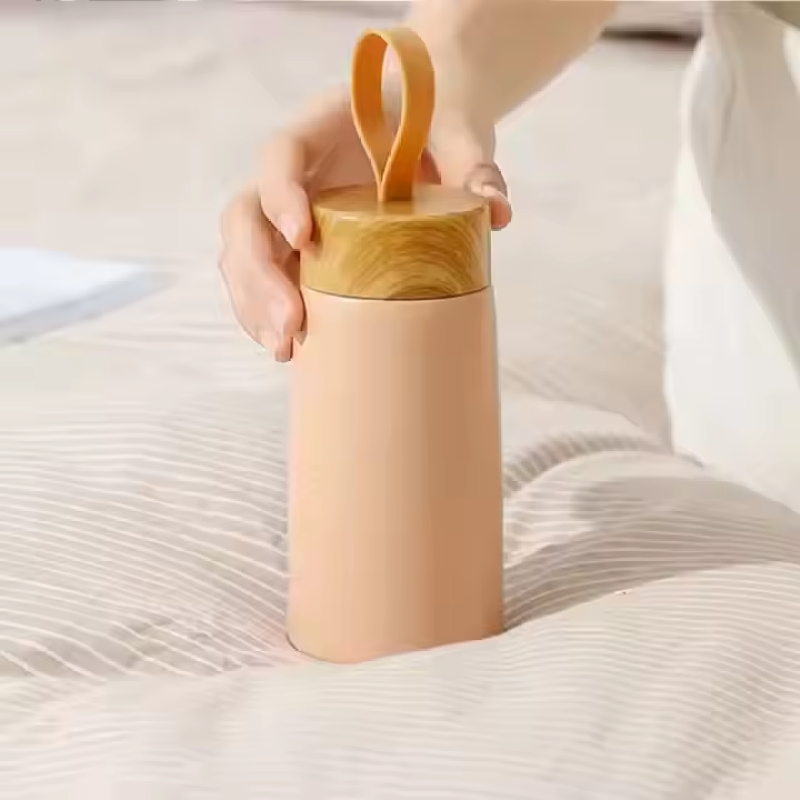 Wholesale 280ml Portable Stainless Steel thermos cup Mini Insulated Vacuum Wooden Pattern Water Bottle Reusable for Hot Beverages