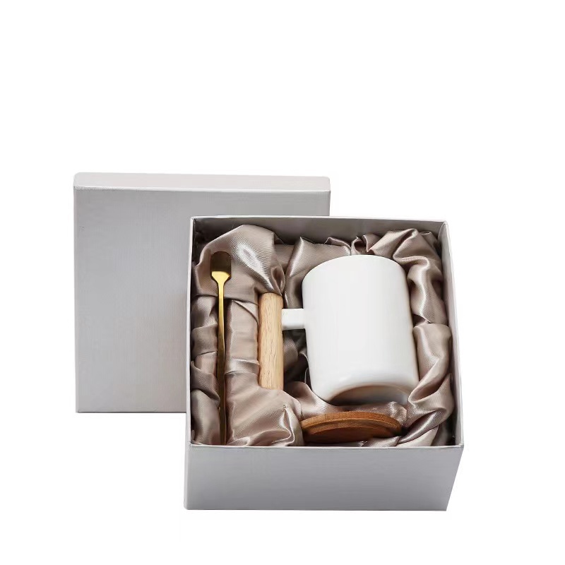 Wholesale coffee Mug ceramic  cup with bamboo handle Gift Cup travel coffee mug with  lid and spoon
