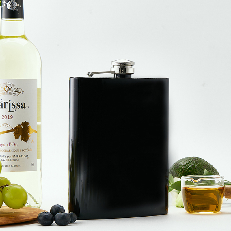 Wholesale Portable Metal Stainless Steel Liquor Whiskey Hip Flask for Travel Picnic Outdoor