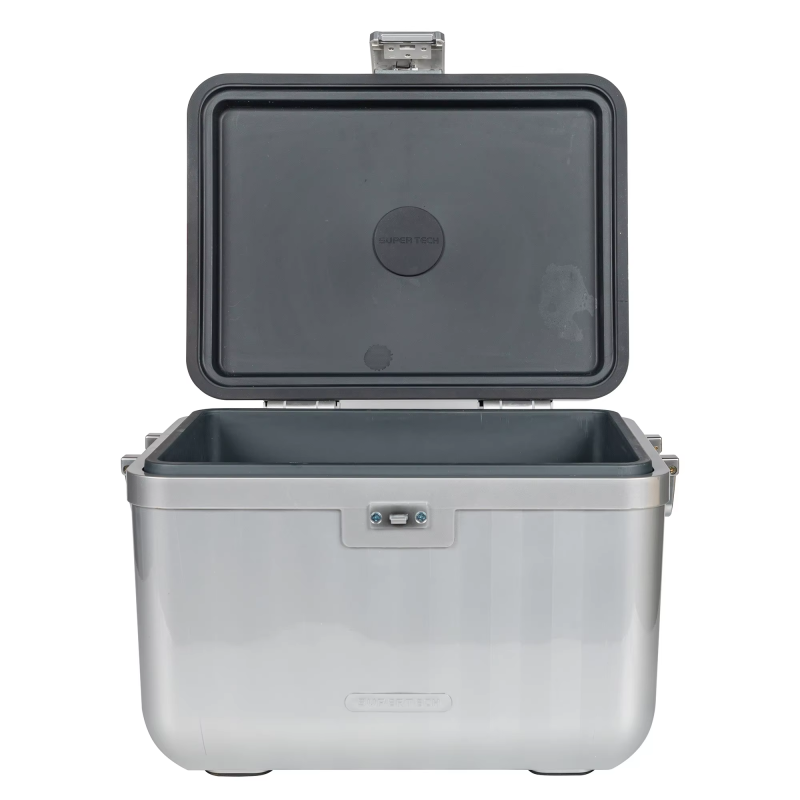 Vaccine Transport Container with PU Material Durable Insulated Refrigerated Design 26L Capacity for Healthcare Use