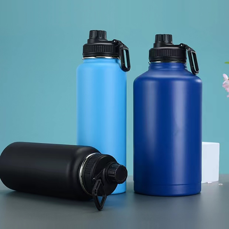 Wholesale Motivational Tumbler 64oz Stainless Steel Insulated Water Bottle Flask Drink Bottle Half Sport Cup Termos