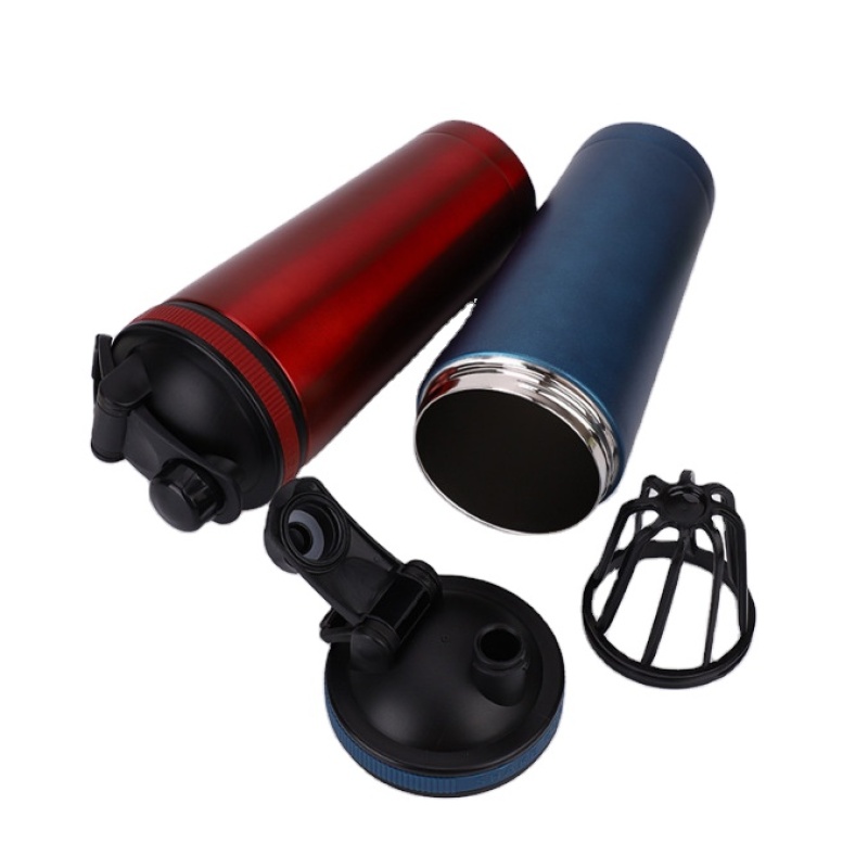 Eco-Friendly 750ml Vacuum Stainless Steel Shaking Bottle with Lid Custom Logo for Gym Use-Metal Protein Milk Shake Bottle