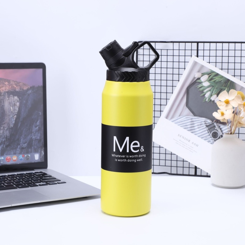 Wholesale Custom logo 750/950 ml Modern Outdoor Insulation Stainless Steel Water Bottle with Handle and Straw