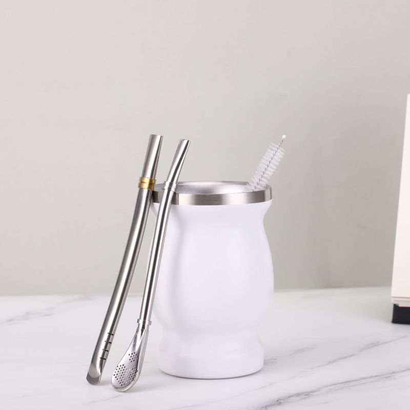 Custom Logo 8oz Stainless Steel Vacuum Insulated Yerba Mate Cup with Spoon Bombillas Straw Coffee Beer Travel Argentina Tea Cup