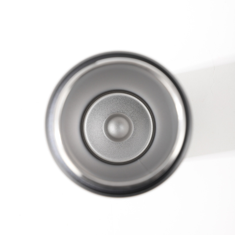 High Quality 750ml Eco-Friendly Double Wall Stainless Steel Water Bottle with Standard Mouth Custom Logo Drink Sport Tumbler