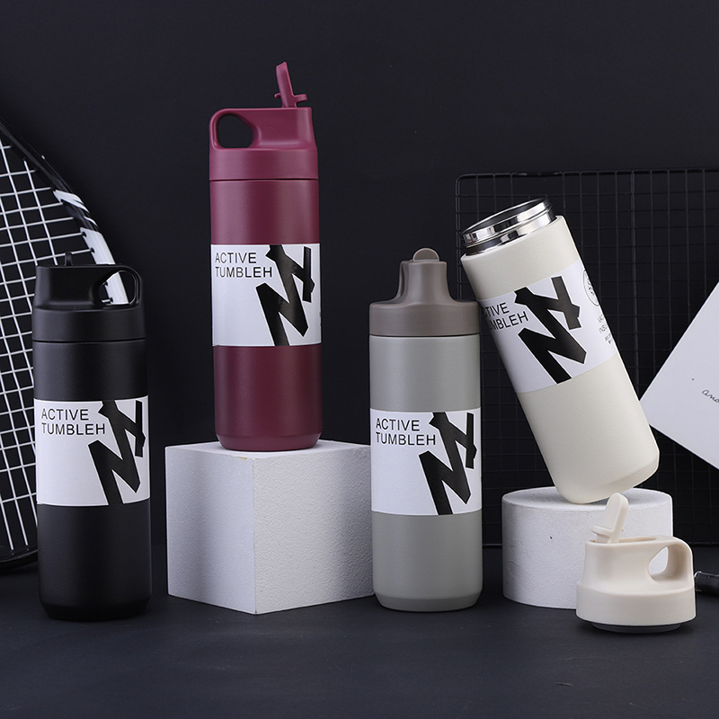 2024 New Cup 550ml Bouteille Personal Stainless Steel Vacuum Insulation Bottle Tumbler Cold/hot Thermal Thermo with Straw