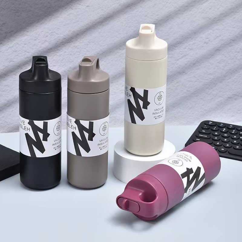 2024 New Cup 550ml Bouteille Personal Stainless Steel Vacuum Insulation Bottle Tumbler Cold/hot Thermal Thermo with Straw