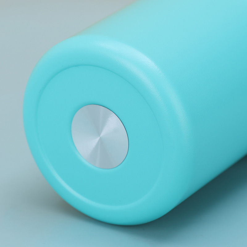 Wholesale 20oz 30oz Stainless Steel Travel Sports Mug Double Walled Vacuum Insulated Tumbler with Flip Straw and Top Handle