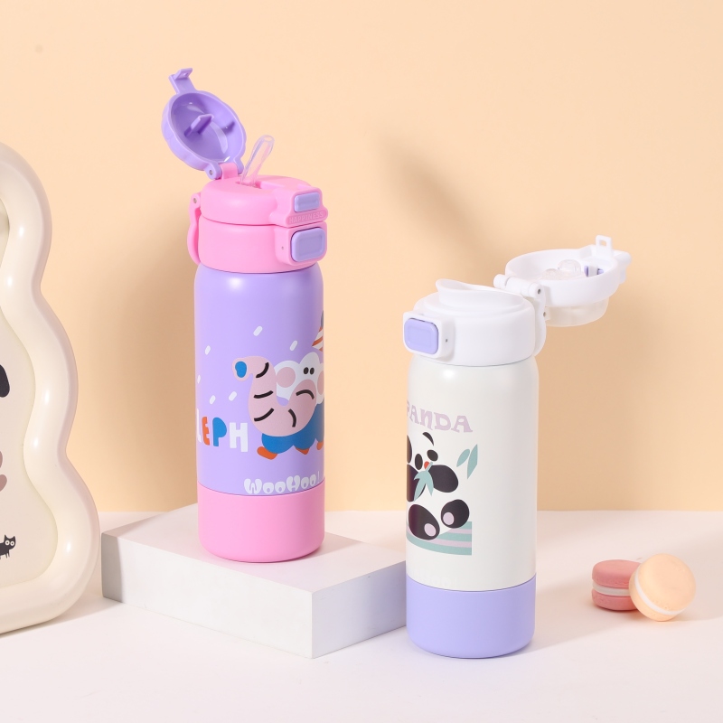 500ml Stainless Steel Vacuum Insulated Kids Water Bottle With Capybara Cute Cartoon Design Detachable Cup Lid and Carrying Rope
