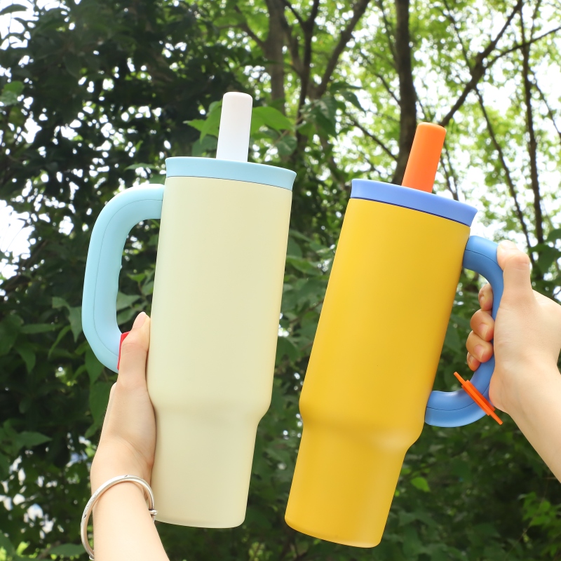 New Arrival 40oz American Style Stainless Steel Tumbler BPA-Free Lid Straw Cover Customizable Handle-304 Material Business Gifts
