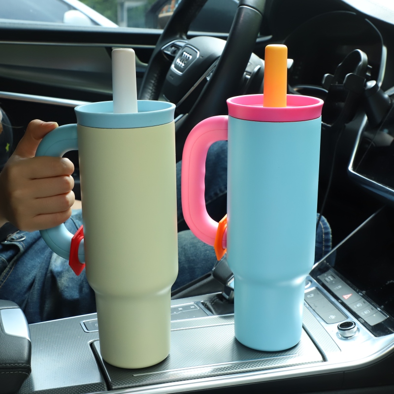 New Arrival 40oz American Style Stainless Steel Tumbler BPA-Free Lid Straw Cover Customizable Handle-304 Material Business Gifts