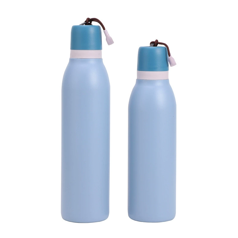 Customizable 550ml/700ml Stainless Steel Insulated Water Bottle BPA-Free with Free Straw and Sip Rope for Sports and Camping