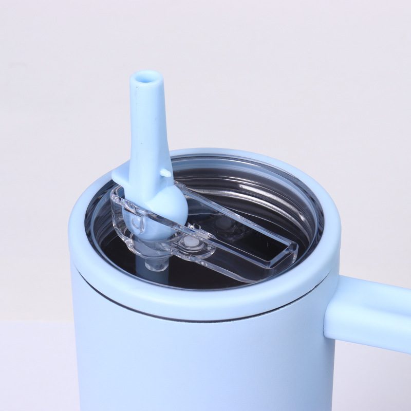 New 40 Oz Stainless Steel Double-walled Insulated Travel Mug With Foldable Straw and Spill-proof Water Bottle