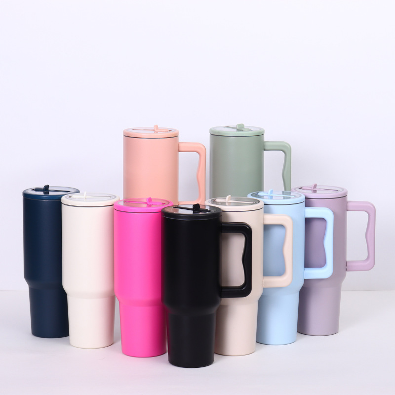 New 40 Oz Stainless Steel Double-walled Insulated Travel Mug With Foldable Straw and Spill-proof Water Bottle
