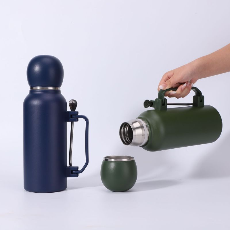 1100ml Large Capacity Macaron Handle Stainless Steel Cup Creative Sports Insulated New Modern Football Stirring Spoon Vacuum