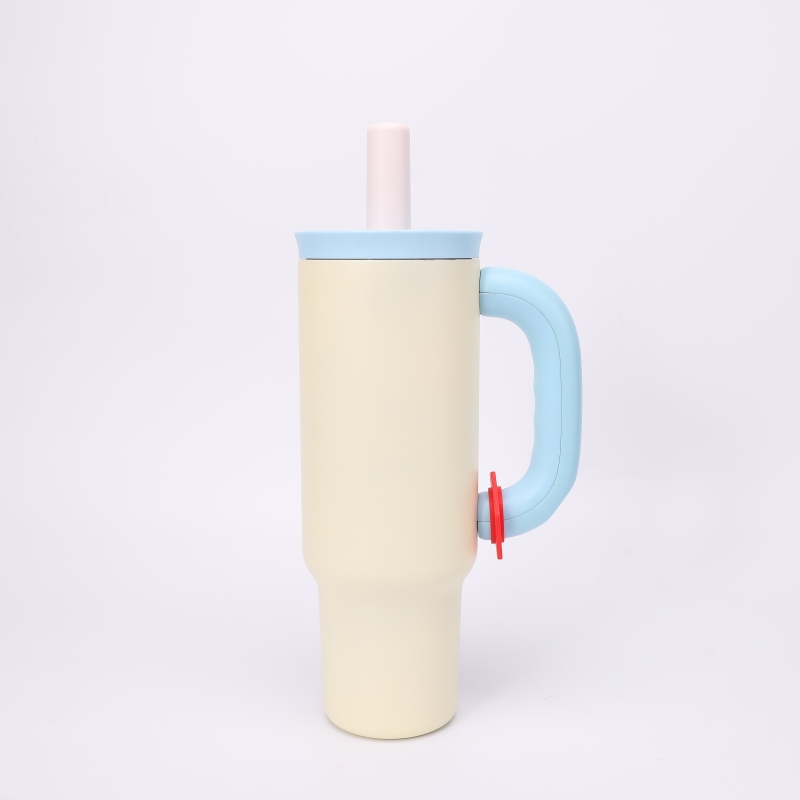 Large Capacity 304 Stainless Steel Double Vacuum Thermos Cup with Handles Portable Outdoor Car Cup with Ice Cup Features