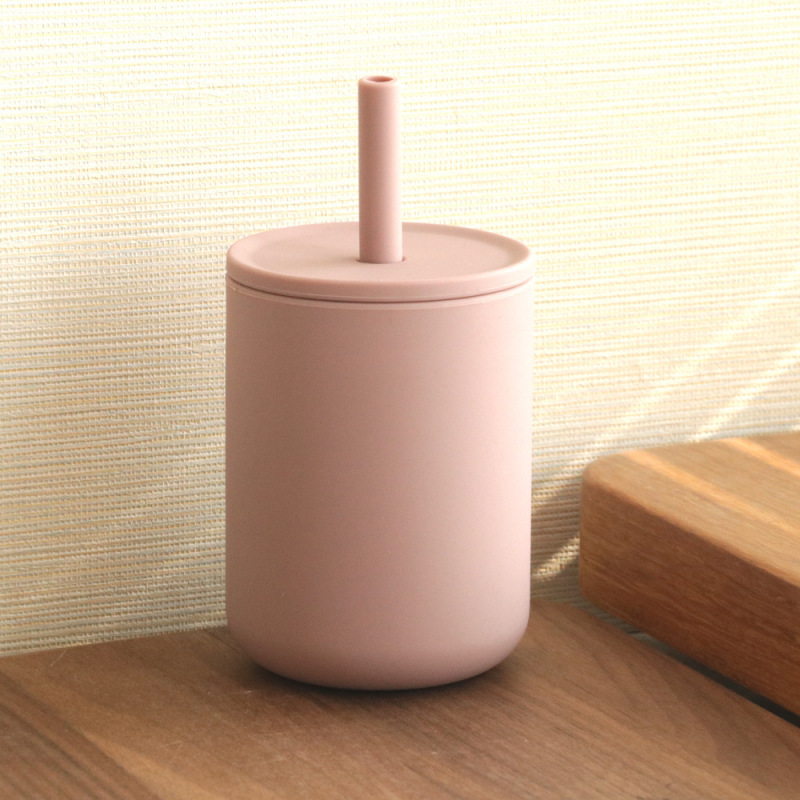 Leak Proof 210ml BPA-Free Silicone Straw Cup Baby Training Sippy