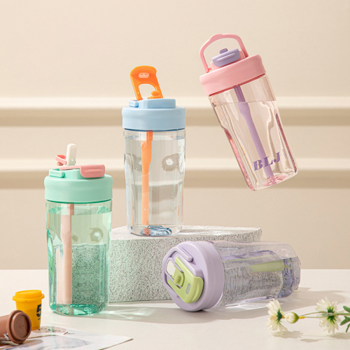 BPA-Free Kids Water Bottle 570ml - Leakproof Straw Handle BPA-Free Kids Water Bottle 570ml - Leakproof Straw Handle